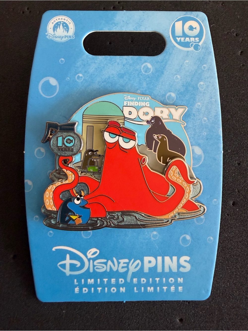 Disney Finding Dory 10 year Hank LE Pin 4000